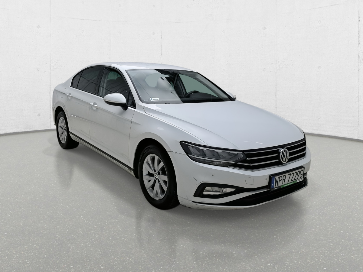 VOLKSWAGEN PASSAT SEDAN - Berline: photos 2 VOLKSWAGEN PASSAT SEDAN - Berline: photos 2