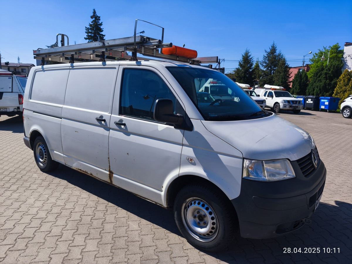 VOLKSWAGEN TRANSPORTER FURGON BLASZAK - Fourgon utilitaire: photos 1 VOLKSWAGEN TRANSPORTER FURGON BLASZAK - Fourgon utilitaire: photos 1