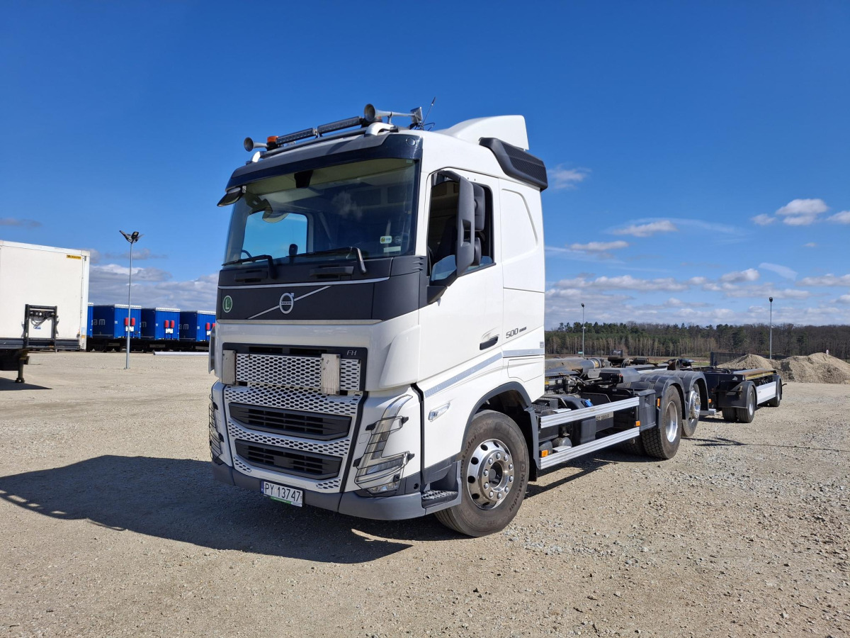 VOLVO FH 500 CIĄGNIK SIODŁOWY - Camion ampliroll: photos 2 VOLVO FH 500 CIĄGNIK SIODŁOWY - Camion ampliroll: photos 2