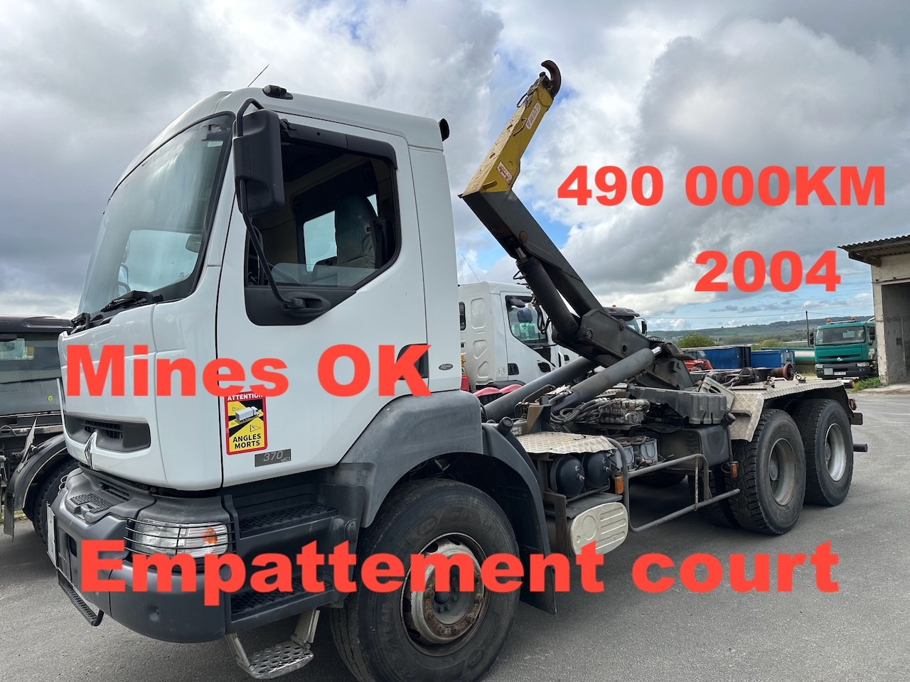 RENAULT KERAX 370 DCI - Camion ampliroll: photos 1 RENAULT KERAX 370 DCI - Camion ampliroll: photos 1