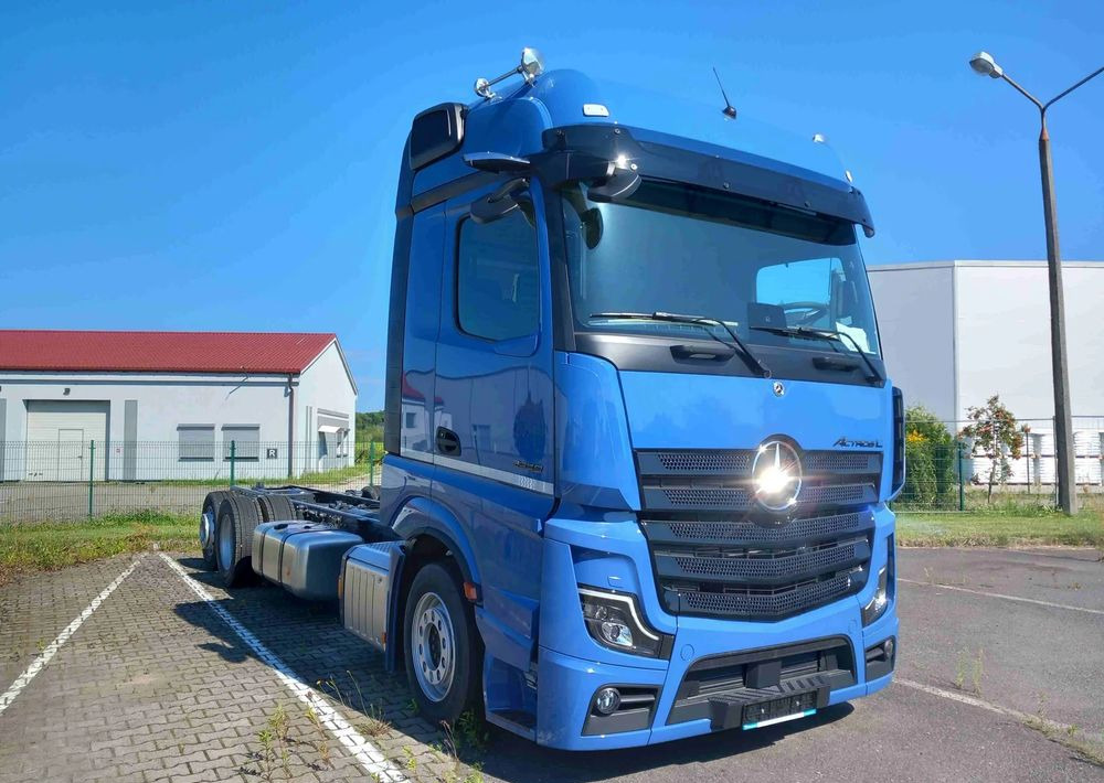 Mercedes-Benz Actros 2548 LnR - Châssis cabine: photos 3 Mercedes-Benz Actros 2548 LnR - Châssis cabine: photos 3