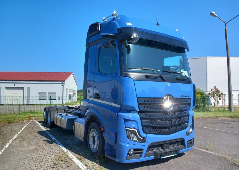 Mercedes-Benz Actros 2548 LnR - Châssis cabine: photos 2 Mercedes-Benz Actros 2548 LnR - Châssis cabine: photos 2