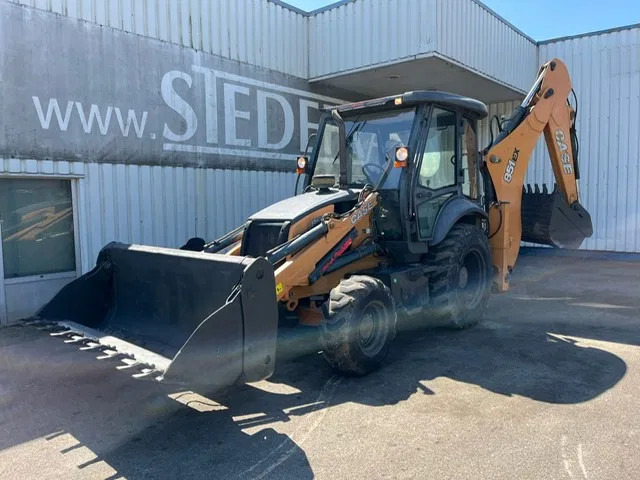 Case 851EX-SS , 4x4 , Backhoe Loader , 4 in 1 Bucket - Tractopelle: photos 1 Case 851EX-SS , 4x4 , Backhoe Loader , 4 in 1 Bucket - Tractopelle: photos 1