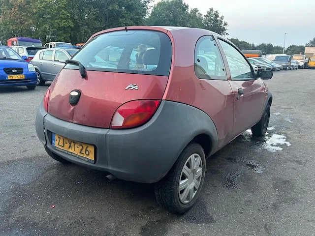 Ford Ka 1.3 , export / handel - Voiture à hayon: photos 3 Ford Ka 1.3 , export / handel - Voiture à hayon: photos 3