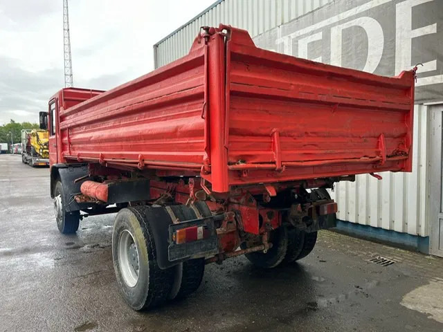 MAN 19 280 , Eaton Manual , 3 way tipper , Spring suspension - Camion benne: photos 5 MAN 19 280 , Eaton Manual , 3 way tipper , Spring suspension - Camion benne: photos 5
