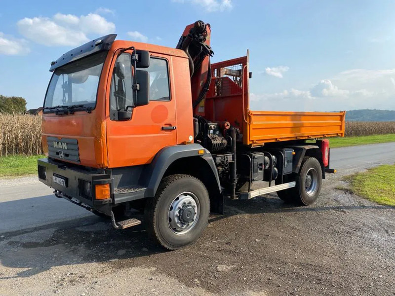 MAN LE 18-280 , 4X4 , Tipper , Palfinger PK 9501 - Camion benne, Camion grue: photos 3 MAN LE 18-280 , 4X4 , Tipper , Palfinger PK 9501 - Camion benne, Camion grue: photos 3