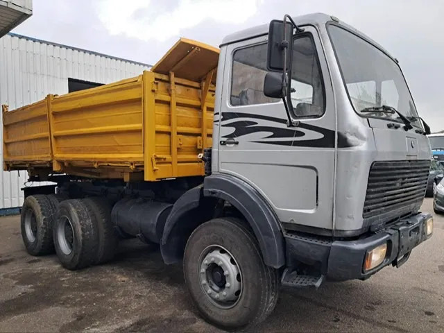 Mercedes-Benz 2628 , V8 , 6x4 , 3 Way Tipper, ZF Manual , Spring Suspension - Camion benne: photos 4 Mercedes-Benz 2628 , V8 , 6x4 , 3 Way Tipper, ZF Manual , Spring Suspension - Camion benne: photos 4