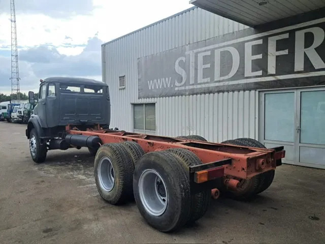 Mercedes-Benz LK 2624 , 6x4 , Manual , Spring suspension - Châssis cabine: photos 5 Mercedes-Benz LK 2624 , 6x4 , Manual , Spring suspension - Châssis cabine: photos 5