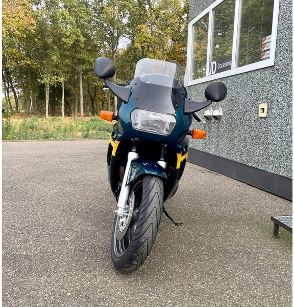 Suzuki GSX 600 F - Motocyclette: photos 5 Suzuki GSX 600 F - Motocyclette: photos 5