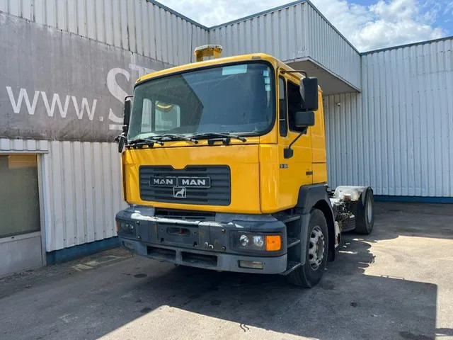MAN 19.364 F2000 , Belgium Truck , ZF Manual , Euro 2 - Tracteur routier: photos 1 MAN 19.364 F2000 , Belgium Truck , ZF Manual , Euro 2 - Tracteur routier: photos 1