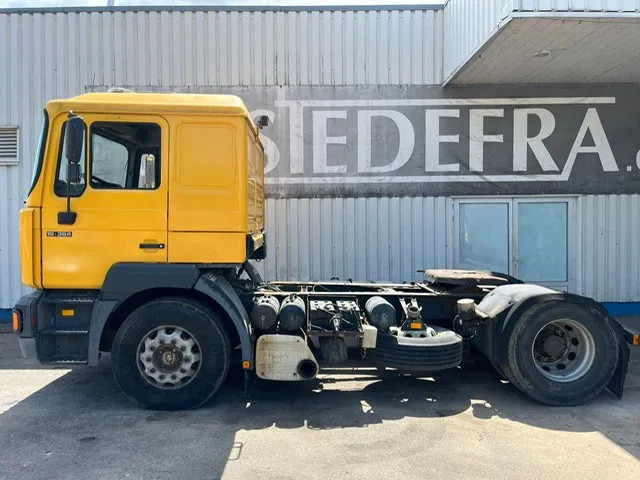 MAN 19.364 F2000 , Belgium Truck , ZF Manual , Euro 2 - Tracteur routier: photos 2 MAN 19.364 F2000 , Belgium Truck , ZF Manual , Euro 2 - Tracteur routier: photos 2