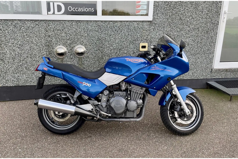 Triumph SPRINT 900 - Motocyclette: photos 1 Triumph SPRINT 900 - Motocyclette: photos 1