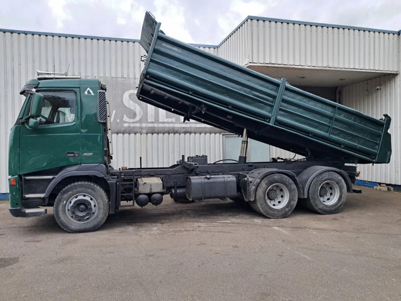 Volvo FH 12 - 460 , 6x2 , 3 Way Tipper, Spring Suspension , Manual Gearbox, Airco - Camion benne: photos 2 Volvo FH 12 - 460 , 6x2 , 3 Way Tipper, Spring Suspension , Manual Gearbox, Airco - Camion benne: photos 2