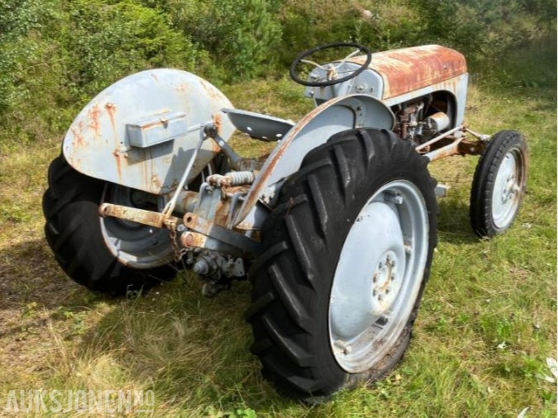 1950 Massey Ferguson Gråtass - Tracteur agricole: photos 4 1950 Massey Ferguson Gråtass - Tracteur agricole: photos 4