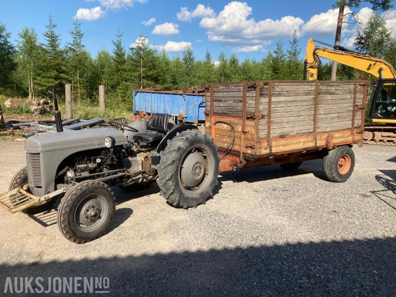 1954 Massey Ferguson Gråtass TE-20 diesel - Tracteur agricole: photos 1 1954 Massey Ferguson Gråtass TE-20 diesel - Tracteur agricole: photos 1