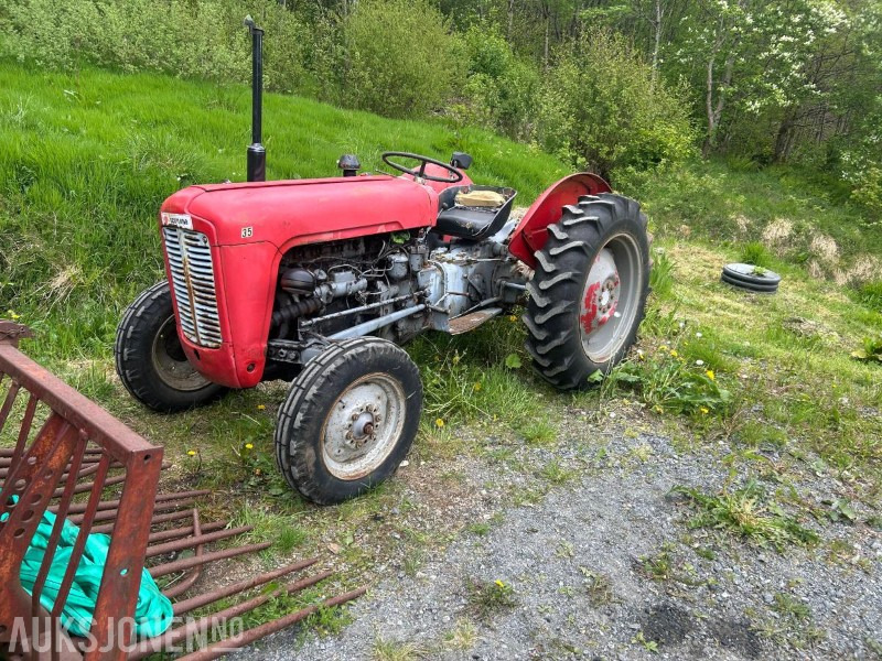 1957 Ferguson Fe35 MVA FRI - Tracteur agricole: photos 1 1957 Ferguson Fe35 MVA FRI - Tracteur agricole: photos 1