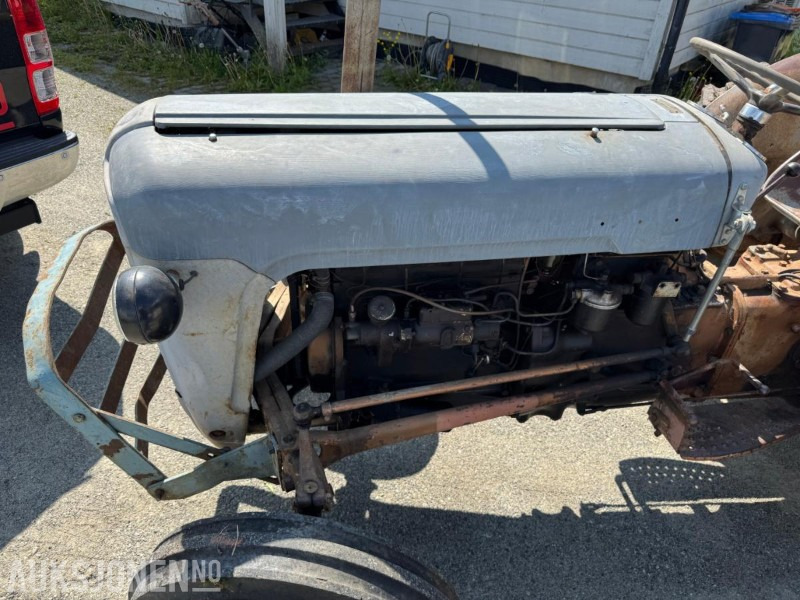 1959 Ferguson 35 gullfisk - Tracteur agricole: photos 5 1959 Ferguson 35 gullfisk - Tracteur agricole: photos 5