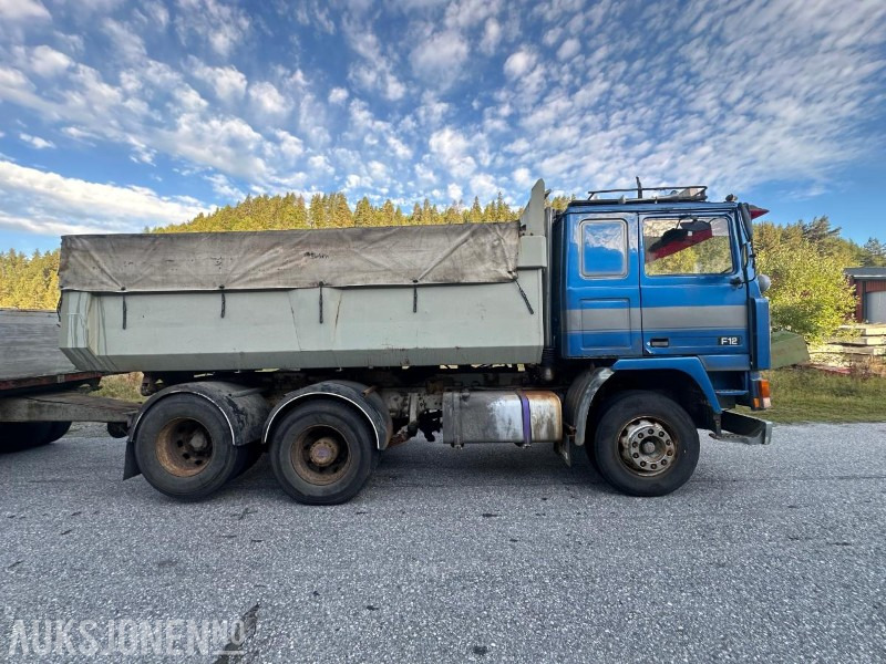 1979 Volvo F 12 43 6X2 - Fullt sett - Veteran - Camion plateau: photos 4 1979 Volvo F 12 43 6X2 - Fullt sett - Veteran - Camion plateau: photos 4
