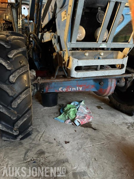 Tracteur agricole 1980 Ford Reparasjonsobjekt: photos 6