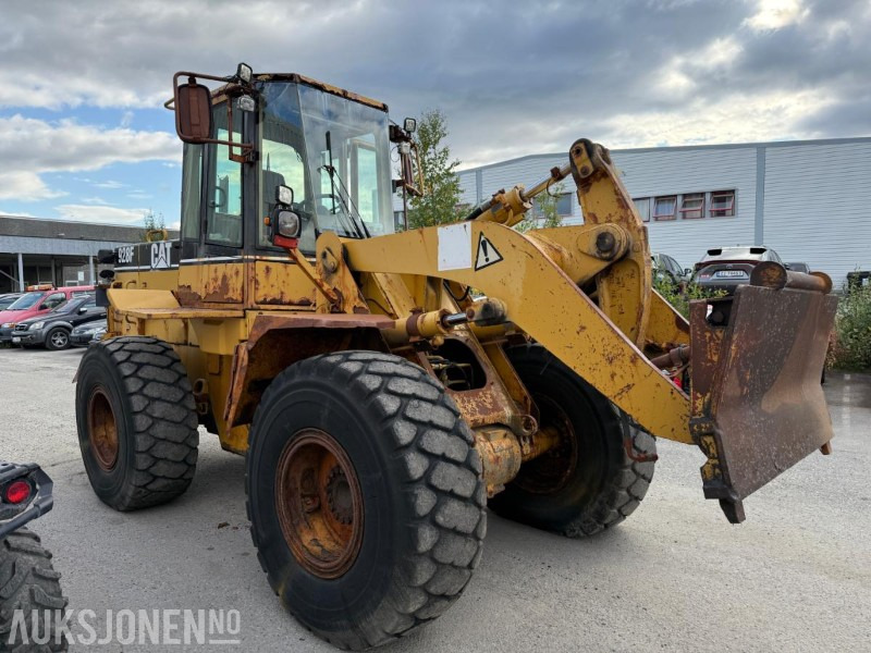 1993 Cat 928F - Ikke sertifisert - Eldre modell - Chargeuse sur pneus: photos 3 1993 Cat 928F - Ikke sertifisert - Eldre modell - Chargeuse sur pneus: photos 3