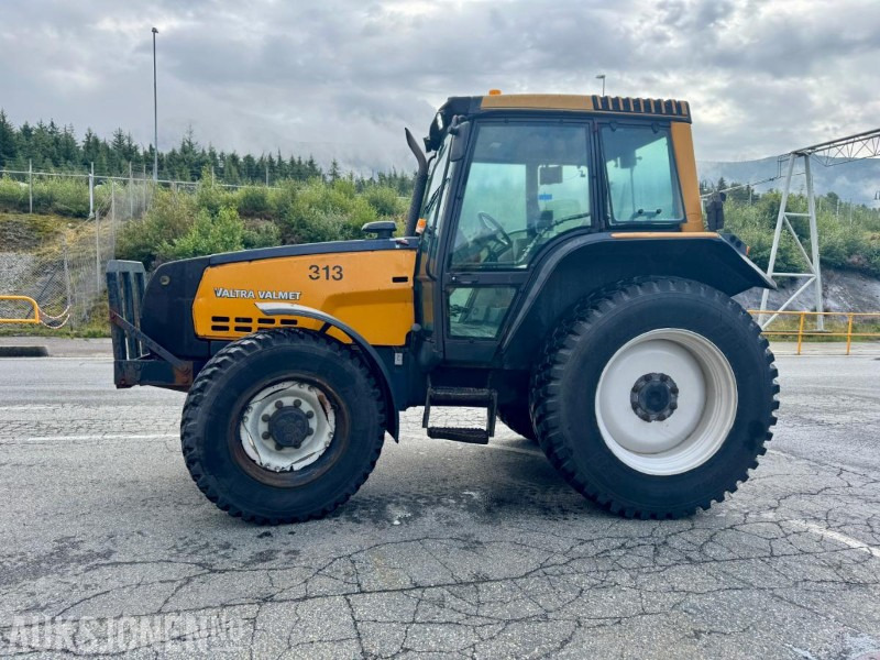 1999 Valtra 6550 - Traktor - Timer: 18688 - Tracteur agricole: photos 5 1999 Valtra 6550 - Traktor - Timer: 18688 - Tracteur agricole: photos 5