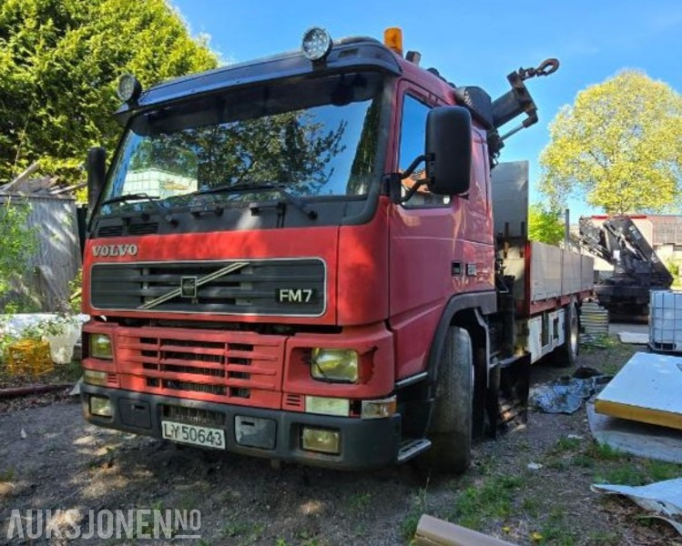 1999 Volvo FM7 42R 4X2 Reparasjonsobjekt Hiab 195-4 - Camion grue: photos 1 1999 Volvo FM7 42R 4X2 Reparasjonsobjekt Hiab 195-4 - Camion grue: photos 1