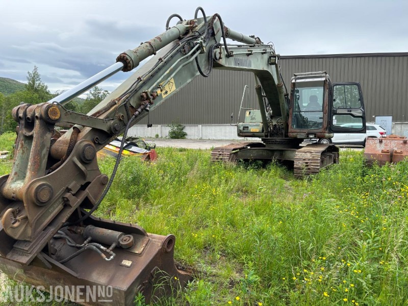 2000 Komatsu PC210LC6. Rep/deleobjekt - Pelle: photos 1 2000 Komatsu PC210LC6. Rep/deleobjekt - Pelle: photos 1