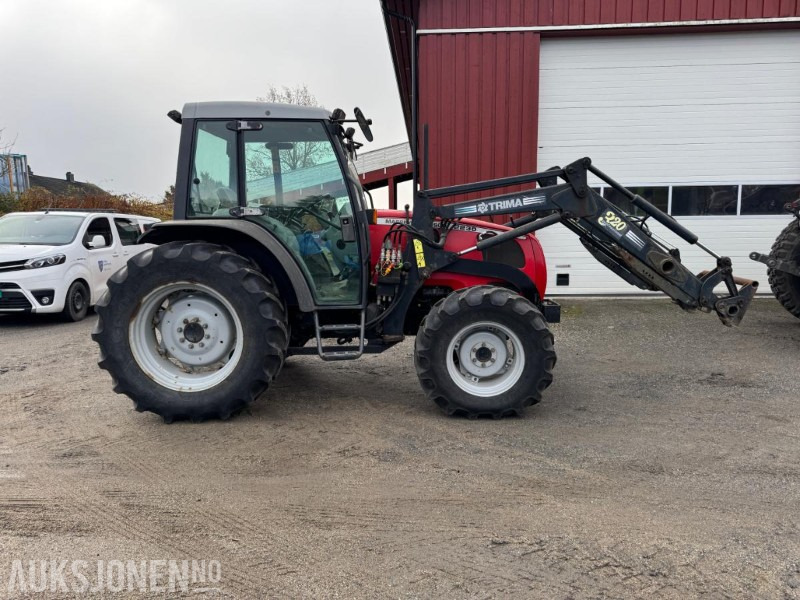 2001 Massey Ferguson 2230-4 m/Trima 320 Professional laster, 1171 timer, servicehistorikk, fremstår som godt vedlikeholdt - Tracteur agricole: photos 3 2001 Massey Ferguson 2230-4 m/Trima 320 Professional laster, 1171 timer, servicehistorikk, fremstår som godt vedlikeholdt - Tracteur agricole: photos 3