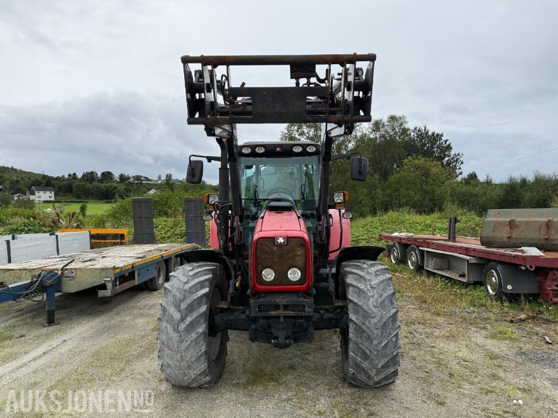 2001 Massey Ferguson 6470 Dyna-6 7592 TIMER - Tracteur agricole: photos 5 2001 Massey Ferguson 6470 Dyna-6 7592 TIMER - Tracteur agricole: photos 5