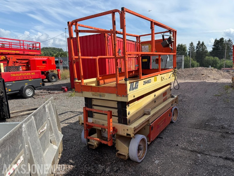 2002 JLG 2646 E3 elektrisk sakselift, merkefrie hjul - Nacelle: photos 2 2002 JLG 2646 E3 elektrisk sakselift, merkefrie hjul - Nacelle: photos 2