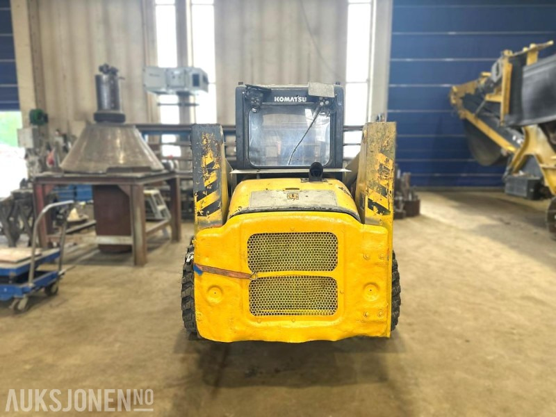2002 Komatsu SK 81.5 kompaktlaster - Mini chargeuse: photos 4 2002 Komatsu SK 81.5 kompaktlaster - Mini chargeuse: photos 4