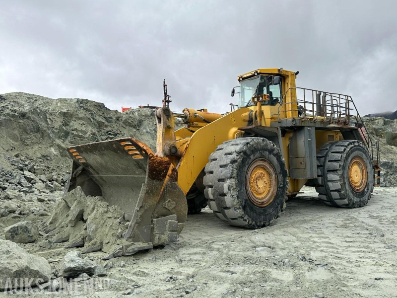 2003 Komatsu WA800-3 Hjullaster - Chargeuse sur pneus: photos 1 2003 Komatsu WA800-3 Hjullaster - Chargeuse sur pneus: photos 1