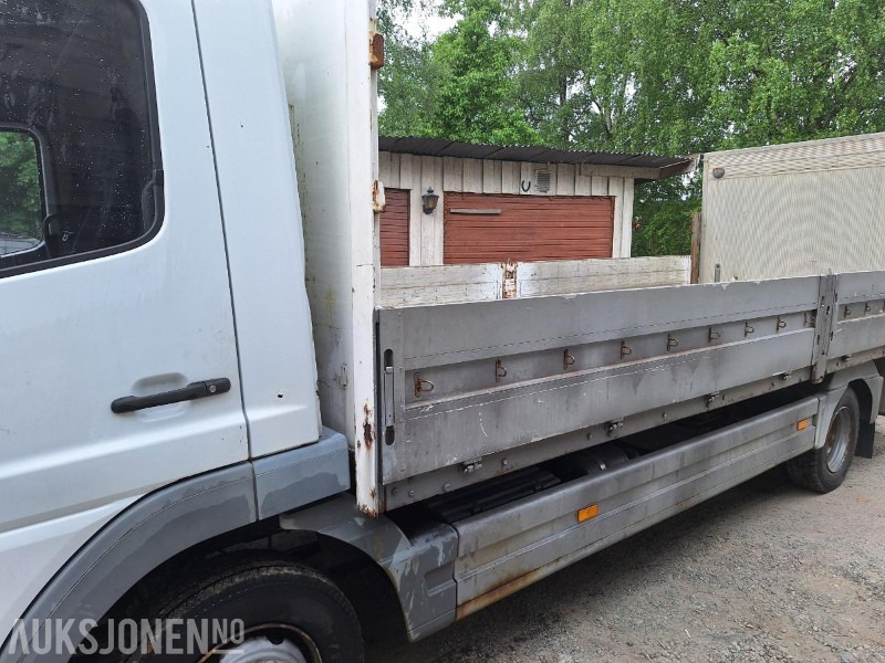 2003 Mercedes-Benz ATEGO 818 planbil 237.000km - Camion plateau: photos 4 2003 Mercedes-Benz ATEGO 818 planbil 237.000km - Camion plateau: photos 4
