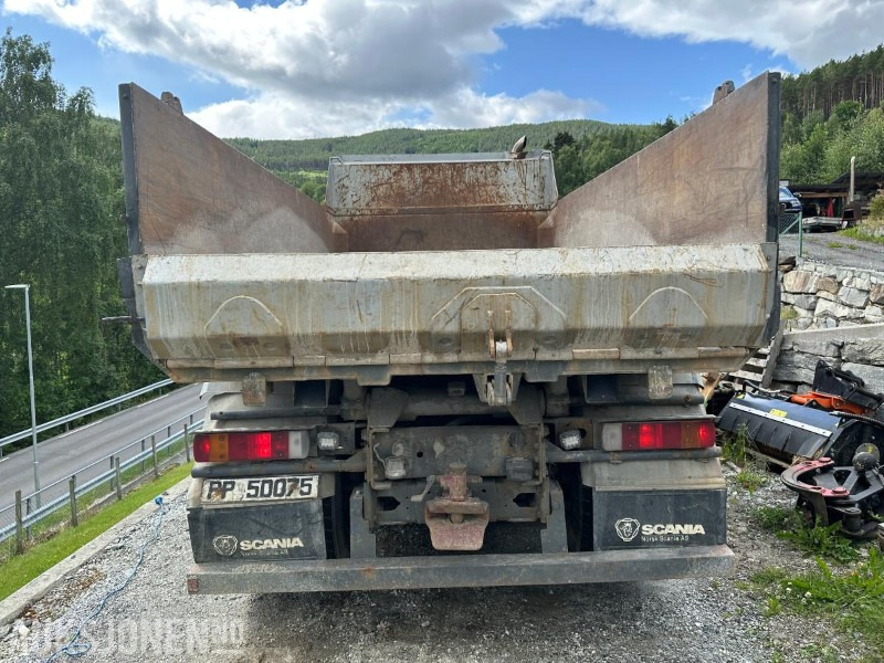 2003 Scania P-serie 124G 420 Tippbil, 354171km - Camion benne: photos 5 2003 Scania P-serie 124G 420 Tippbil, 354171km - Camion benne: photos 5