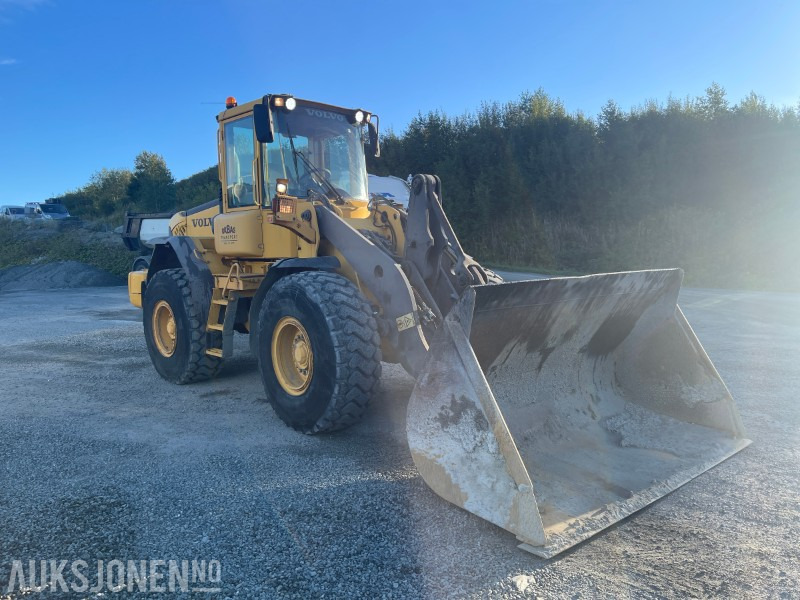 2003 Volvo L90E - Chargeuse sur pneus: photos 2 2003 Volvo L90E - Chargeuse sur pneus: photos 2