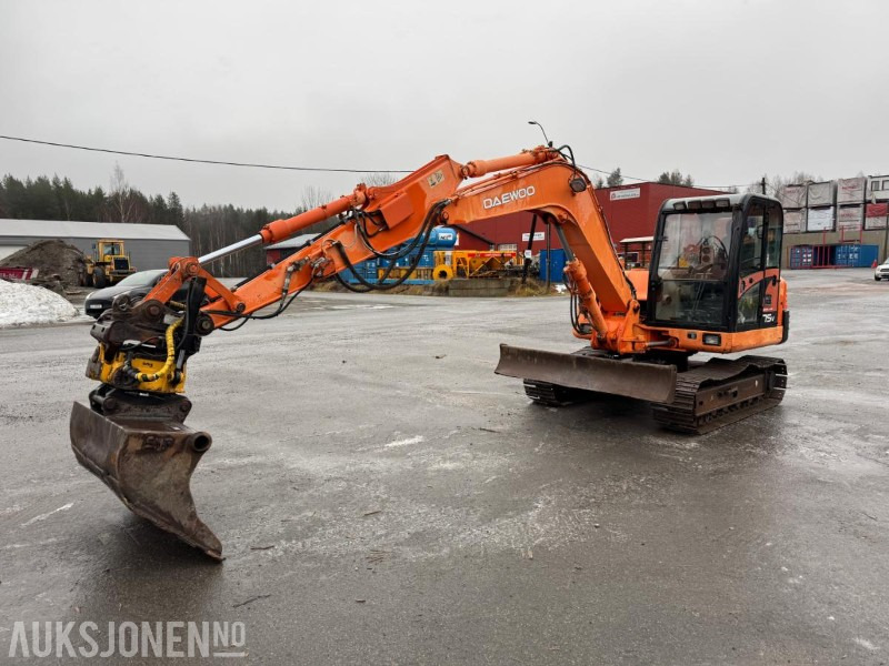 2004 Daewoo Solar 75v gravemaskin / tiltrotator / pusseskuffe / 3626 timer - Pelle: photos 1 2004 Daewoo Solar 75v gravemaskin / tiltrotator / pusseskuffe / 3626 timer - Pelle: photos 1