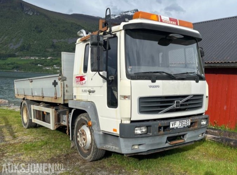 2006 Volvo FL6 H4X2, med 3 veistipp - Camion benne: photos 2 2006 Volvo FL6 H4X2, med 3 veistipp - Camion benne: photos 2