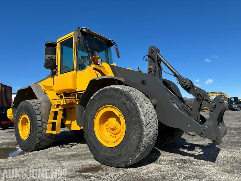 2007 Volvo L110E HJULLASTER - 11000 Timer - Chargeuse sur pneus: photos 1 2007 Volvo L110E HJULLASTER - 11000 Timer - Chargeuse sur pneus: photos 1