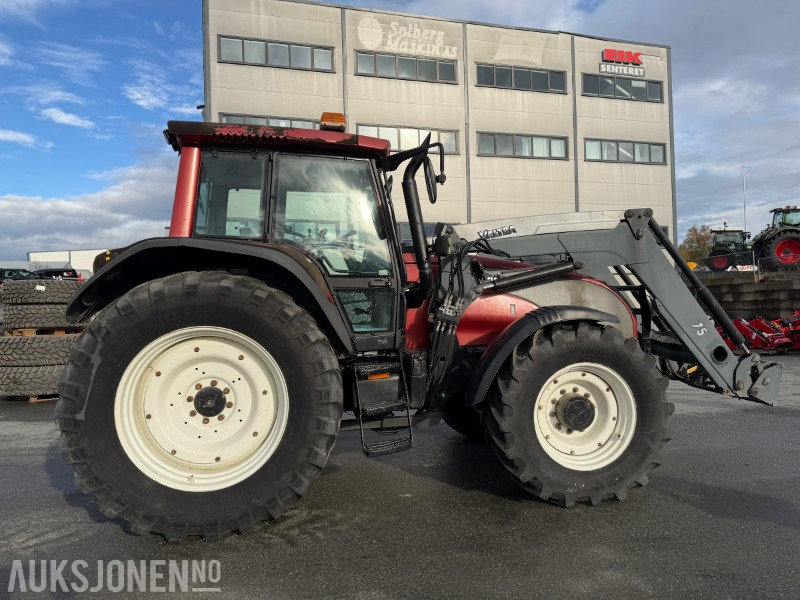 2008 Valtra T-180 Traktor med frontlaster / 1362 timer - Tracteur agricole: photos 5 2008 Valtra T-180 Traktor med frontlaster / 1362 timer - Tracteur agricole: photos 5