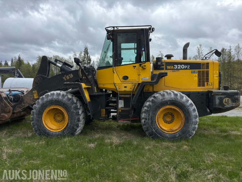 2009 Komatsu WA 320 PZ-6 - Chargeuse sur pneus: photos 2 2009 Komatsu WA 320 PZ-6 - Chargeuse sur pneus: photos 2