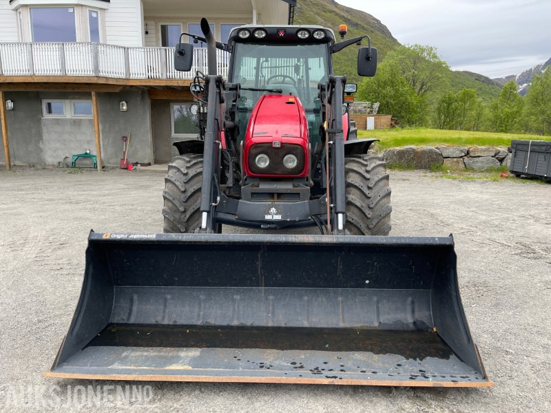 2009 Massey Ferguson MF 5435 Dyna-4 Med frontlaster og snøskuffe - Tracteur agricole: photos 3 2009 Massey Ferguson MF 5435 Dyna-4 Med frontlaster og snøskuffe - Tracteur agricole: photos 3