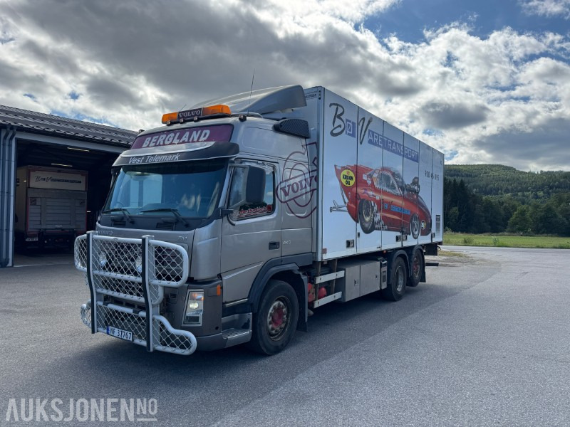 2009 Volvo FM440 - Skapbil - Lastebil med skap, full sideåpning, løftelem m/fjernkontroll - Camion fourgon: photos 1 2009 Volvo FM440 - Skapbil - Lastebil med skap, full sideåpning, løftelem m/fjernkontroll - Camion fourgon: photos 1