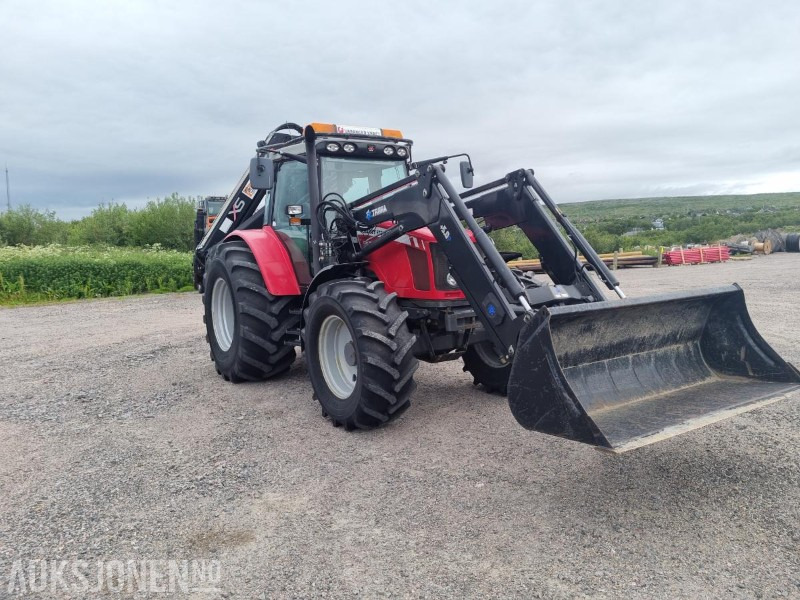 2010 Massey Ferguson 5470 Dyna 4 med Kran - Hiab 122E-5 HiDuo - Gaffler - Skuffe - 1453KM - Tracteur agricole: photos 1 2010 Massey Ferguson 5470 Dyna 4 med Kran - Hiab 122E-5 HiDuo - Gaffler - Skuffe - 1453KM - Tracteur agricole: photos 1