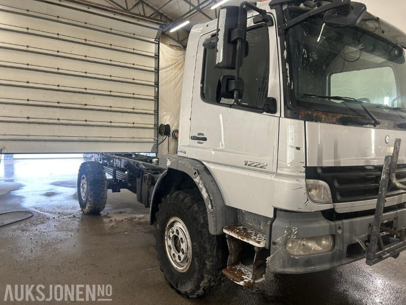 2010 Mercedes-Benz Atego 1222 4x4 chassis - Châssis cabine: photos 2 2010 Mercedes-Benz Atego 1222 4x4 chassis - Châssis cabine: photos 2