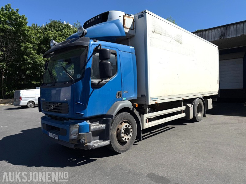 2010 Volvo FL 290 skapbil med kjøleaggregat, baklem, ryggekamera, multiratt - Camion fourgon: photos 1 2010 Volvo FL 290 skapbil med kjøleaggregat, baklem, ryggekamera, multiratt - Camion fourgon: photos 1
