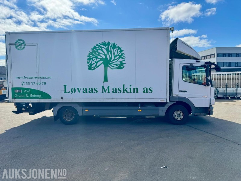 2011 Mercedes-Benz ATEGO Skapbil - Km: 204438 - Camion fourgon: photos 5 2011 Mercedes-Benz ATEGO Skapbil - Km: 204438 - Camion fourgon: photos 5