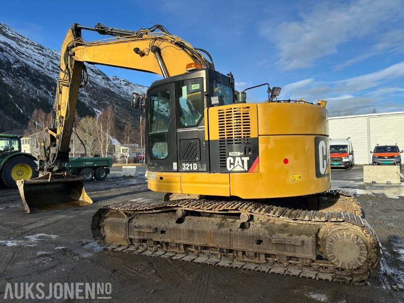 2012 CAT 321DLCR GRAVEMASKIN MED ROTORTILT- 11356 TIMER - NYLIG SERTIFISERT MARS 2025 - Pelle: photos 3 2012 CAT 321DLCR GRAVEMASKIN MED ROTORTILT- 11356 TIMER - NYLIG SERTIFISERT MARS 2025 - Pelle: photos 3