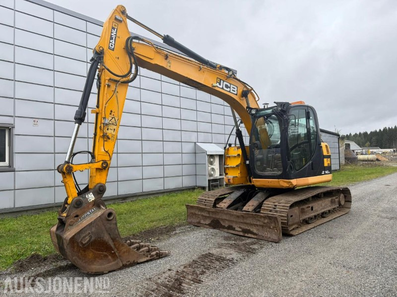 2012 JCB JZ140LCD Gravemaskin m/ Gjerstad Graveskuff - Pelle: photos 2 2012 JCB JZ140LCD Gravemaskin m/ Gjerstad Graveskuff - Pelle: photos 2