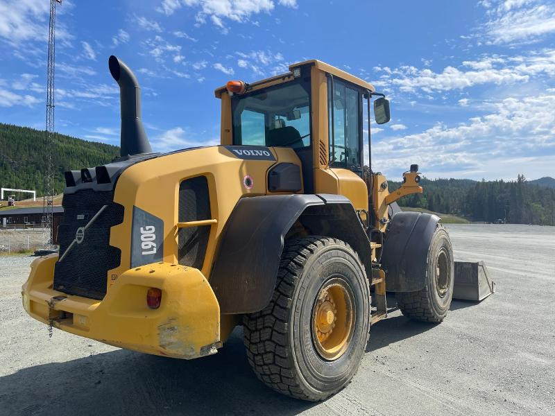 2012 Volvo L90G hjullaster - 3. og 4. funksjon - Skuffe - Chargeuse sur pneus: photos 4 2012 Volvo L90G hjullaster - 3. og 4. funksjon - Skuffe - Chargeuse sur pneus: photos 4