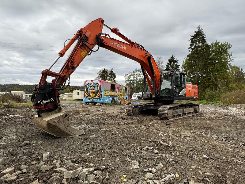 2013 Hitachi ZX250LC-5B,Servicehistorikk, Tiltrotator,sorterings-/rivningsklype,pigghammer, 3 skuffer - Pelle: photos 1 2013 Hitachi ZX250LC-5B,Servicehistorikk, Tiltrotator,sorterings-/rivningsklype,pigghammer, 3 skuffer - Pelle: photos 1